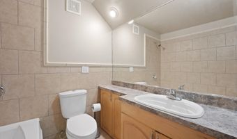 1067 Spafford St, Antioch, IL 60002