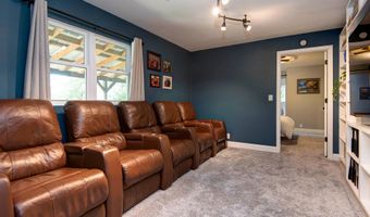 9641 State Highway 39, Aurora, MO 65605