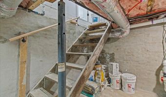 35 Church St, Allentown, NJ 08501