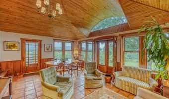 225 Pettyboro Rd, Bath, NH 03740