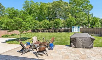 2032 Eaton Rd, Charlotte, NC 28205