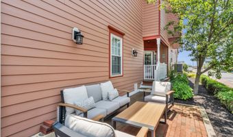 335 Engleside Ave, Beach Haven, NJ 08008