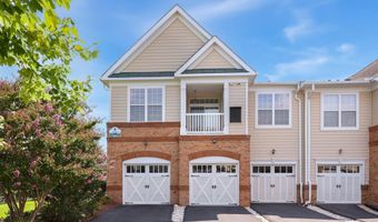 43890 HICKORY CORNER Ter 103, Ashburn, VA 20147