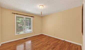 3934 Woodvalley Dr, Aiken, SC 29803