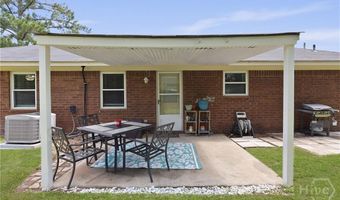 340 Hunters Branch Dr, Allenhurst, GA 31301