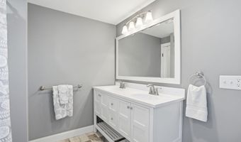 4 Cross Rd, Bourne, MA 02532