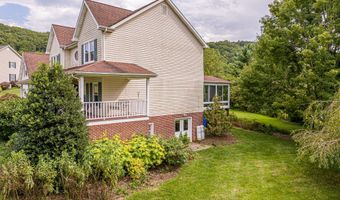 19328 Stirrup Dr, Abingdon, VA 24211