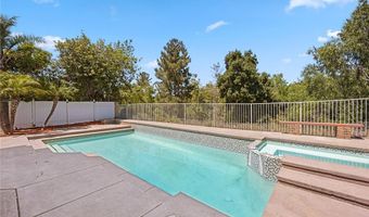 820 S Wildflower Ln, Anaheim, CA 92808