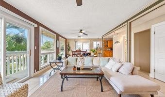 298 Moomuku Pl, Honolulu, HI 96821