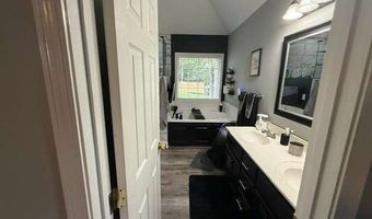 156 Bowdoin, Adairsville, GA 30103