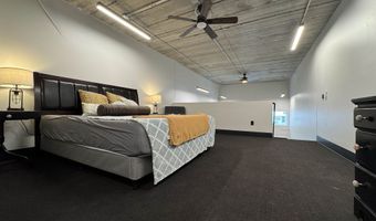 824 W 8th St, Appleton, WI 54914