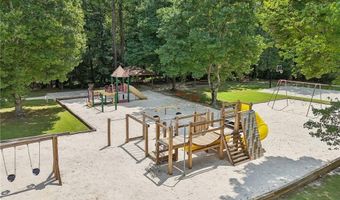 10475 Willow Meadow Cir, Alpharetta, GA 30022