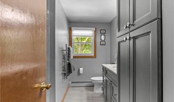 125 Shippeetown Rd, East Greenwich, RI 02818
