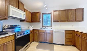 66 Sunset Ave, Buffalo, WY 82834