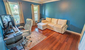 19328 Stirrup Dr, Abingdon, VA 24211