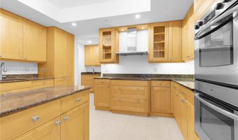 21200 NE 38th Ave 1802, Aventura, FL 33180
