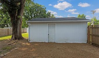 111 E 2nd St, Adrian, MO 64720