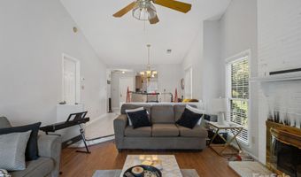 9435 Kings Falls Dr, Charlotte, NC 28210