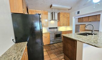876 S La Mesa Dr, Benson, AZ 85602