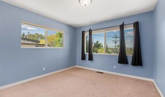 2901 Helix St, Spring Valley, CA 91977