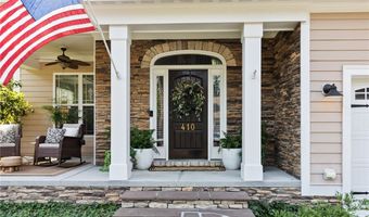 410 Legacy Lakes Way, Aberdeen, NC 28315