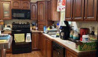 266 Carmel Ln, Albany, KY 42602