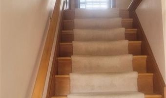 47 Harrison Ave, Newport, RI 02840