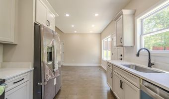 50 FOX TROT Rd, Adamsville, TN 38310