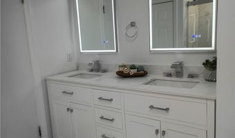 6 Old Pound Hill Rd, North Smithfield, RI 02896