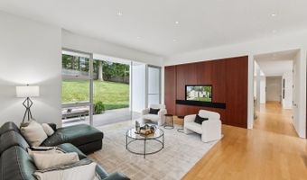 7405 HELMSDALE Rd, Bethesda, MD 20817