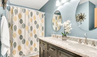 593 Collier Dr, Antioch, IL 60002