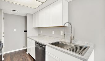 8545 La Corrida Ct, Indianapolis, IN 46227