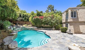 1181 Old Mill Rd, San Marino, CA 91108