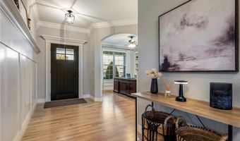 1605 SW Gosford Ave, Bentonville, AR 72713