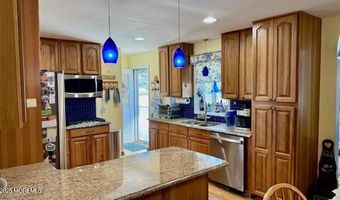 1245 Longboat Ave, Beachwood, NJ 08722