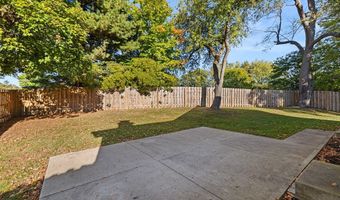 1008 Valley Dr, Ashland, OH 44805
