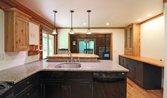 7463 Loy Rd, Arena, WI 53503