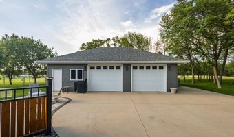 2111 Robins Nest SE, Alexandria, MN 56308