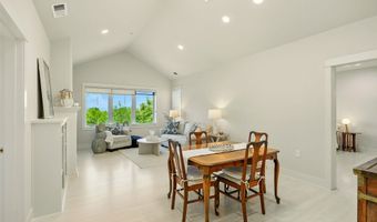 969 Golden Aspen Pl, Ashland, OR 97520