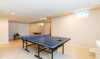 6 DUNLEARY Dr, Bear, DE 19701