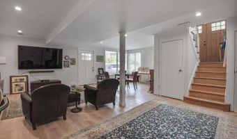 6322 WALHONDING Rd, Bethesda, MD 20816