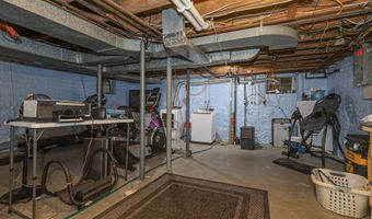 1208 N SUPERIOR St, Appleton, WI 54911