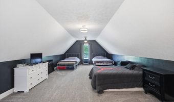 6040 White Ash Ct, Avon, IN 46123