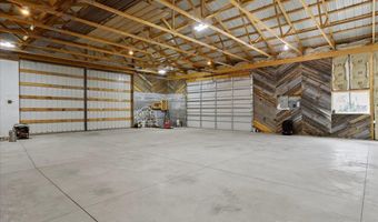 3033 CRAZY HORSE Rd, Cheyenne, WY 82001