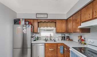 74 Kakely St, Albany, NY 12208