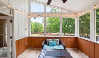 2004 Battlewood Rd, Apex, NC 27523