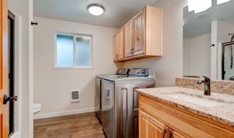 71517 FISHHAWK Rd, Birkenfeld, OR 97016