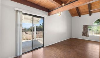 2827 N Victoria Dr, Alpine, CA 91901