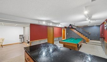 4700 Rural Oaks Dr SE, Alexandria, MN 56308