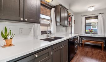 2719 E Tiffin Ave, Des Moines, IA 50317
